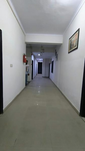Indiana family homestay nearby tajmahal